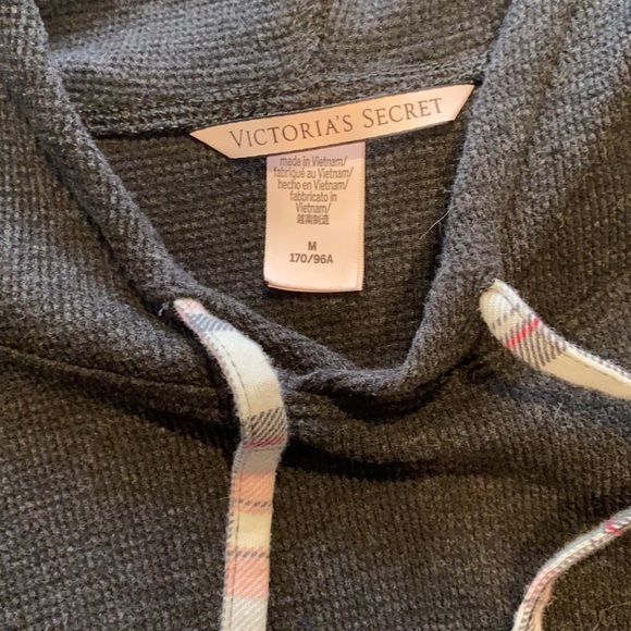 Victoria’s Secret Hooded sweatshirt, size M - Picture 3 of 6